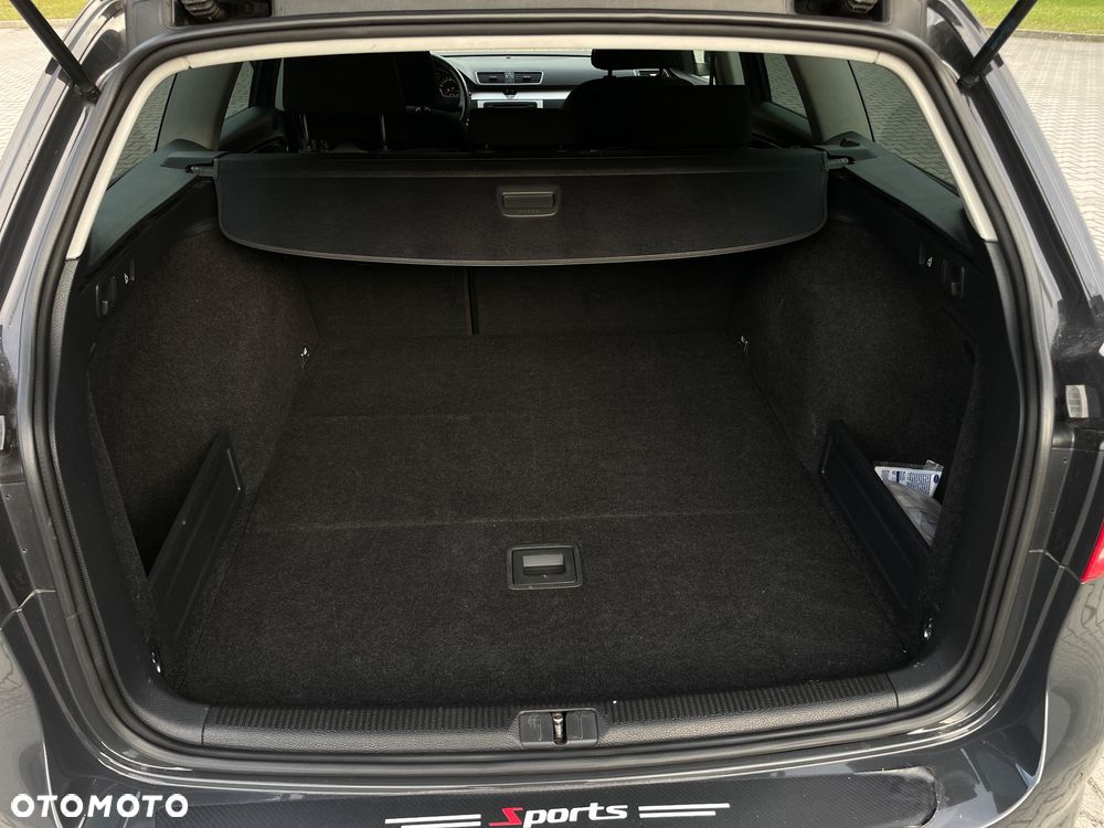 Volkswagen Passat 2.0 TDI DPF Trendline DSG - 15