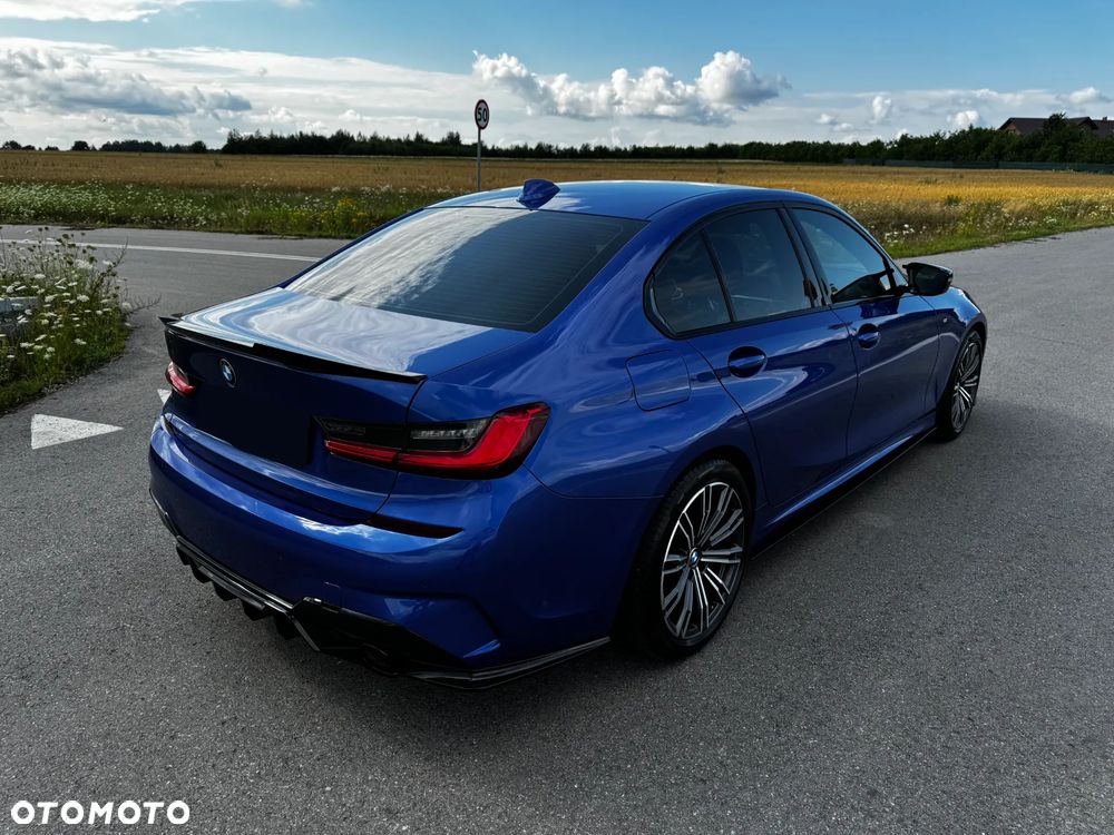 BMW Seria 3 318d M Sport - 14