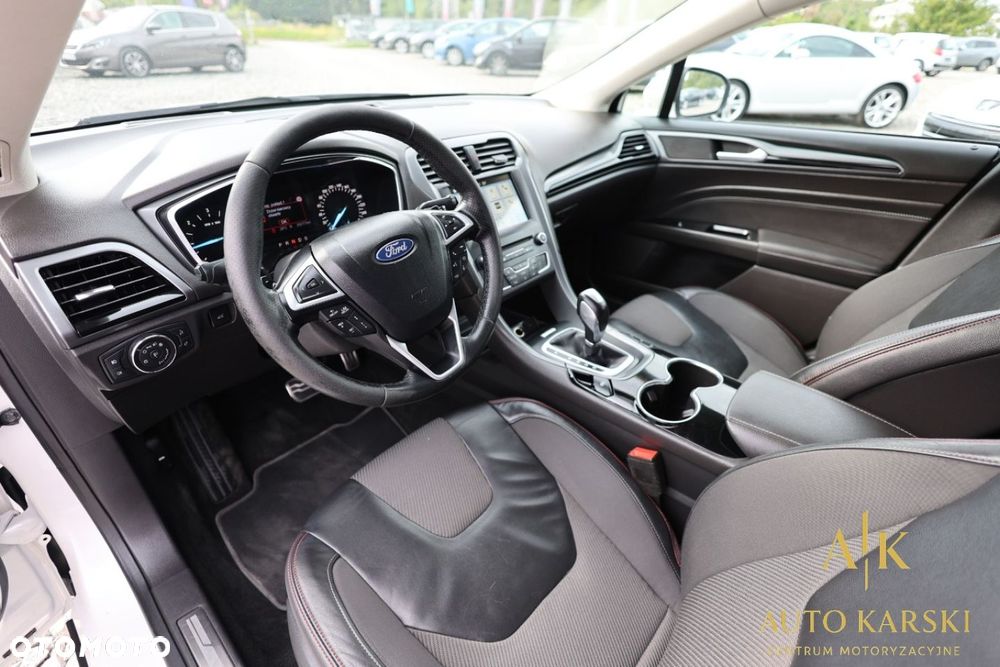 Ford Mondeo - 34
