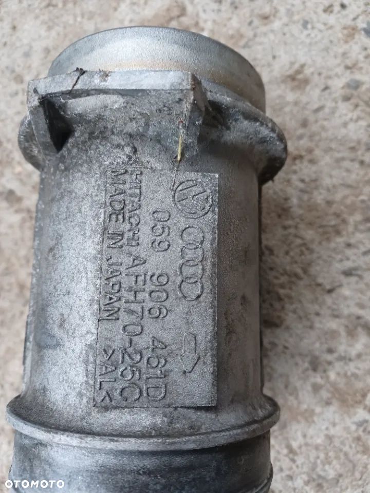 PRZEPŁYWOMIERZ 059906161 AUDI A4 A6 VW PASSAT 2.5 TDI 2.7 3.0 - 3