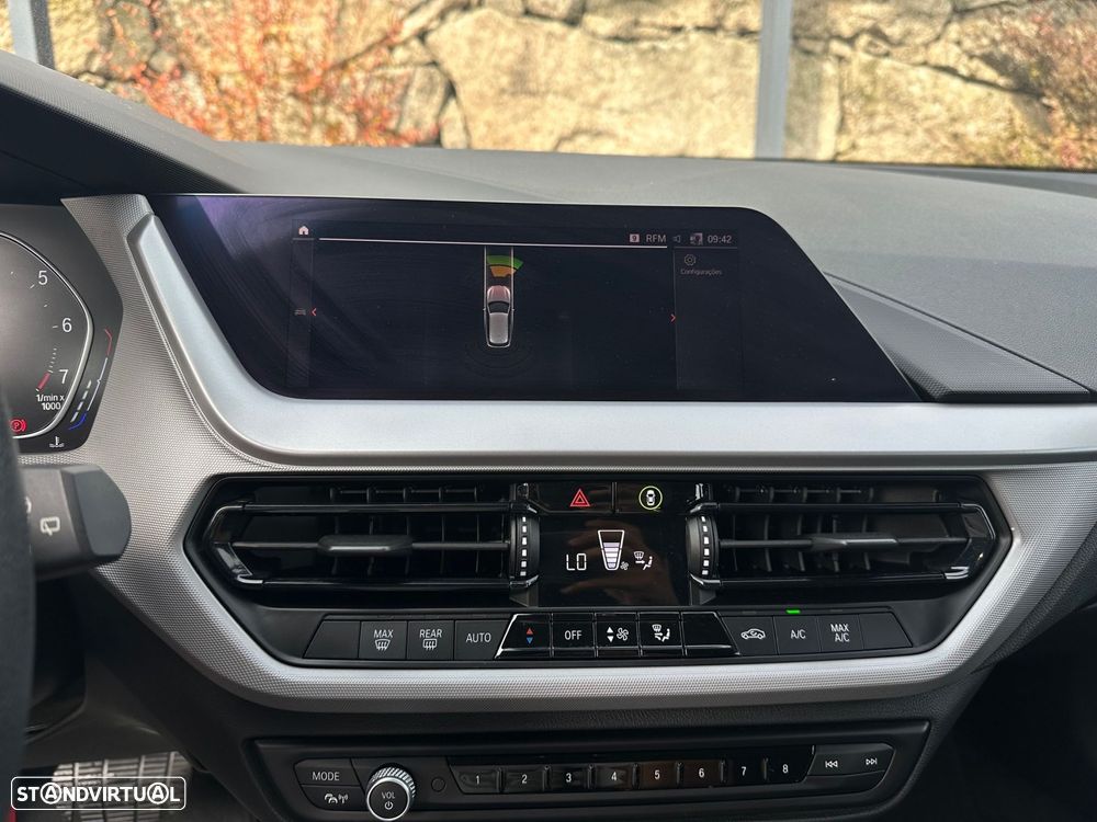 BMW 118 i Corporate Edition Auto - 12