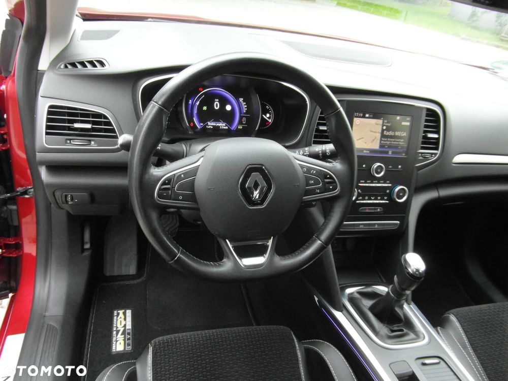 Renault Megane ENERGY TCe 100 PLAY - 22