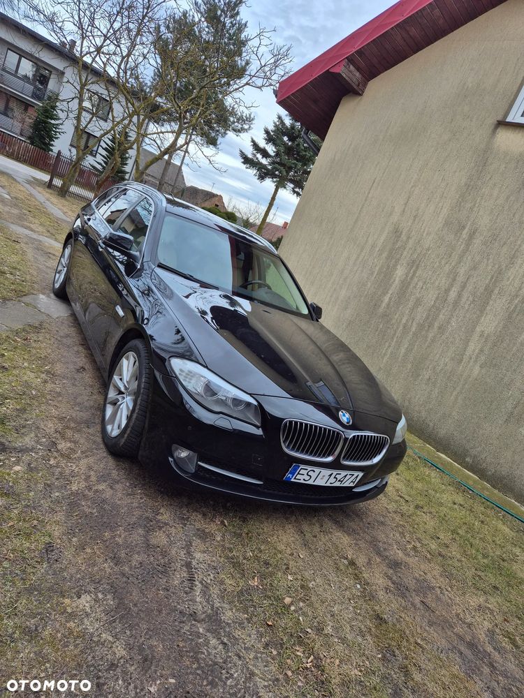 BMW Seria 5 530d xDrive Sport-Aut Modern Line - 1