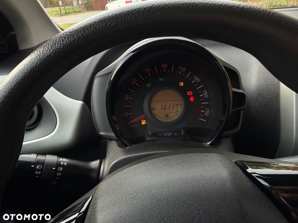 Peugeot 108 - 25