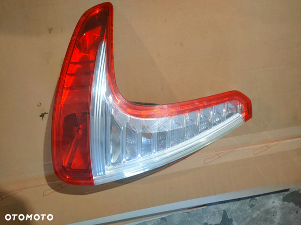 Lampa tył Renault Grand Scenic 3  lewa