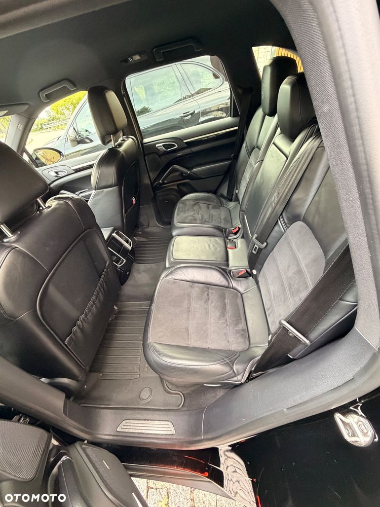 Porsche Cayenne Diesel Platinum Edition - 5
