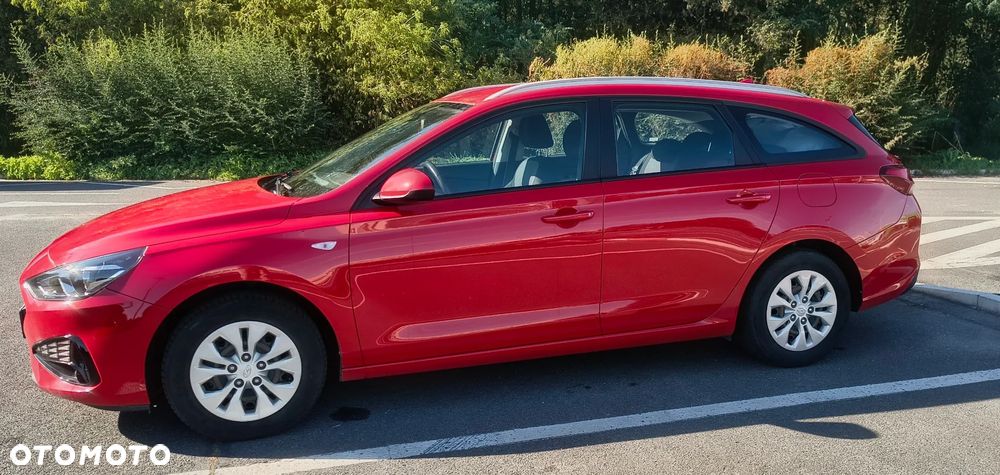 Hyundai i30 1.5 DPI Classic + - 3