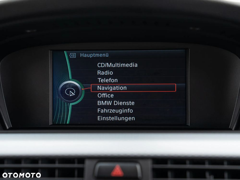 BMW Seria 3 318i Edition Sport - 32