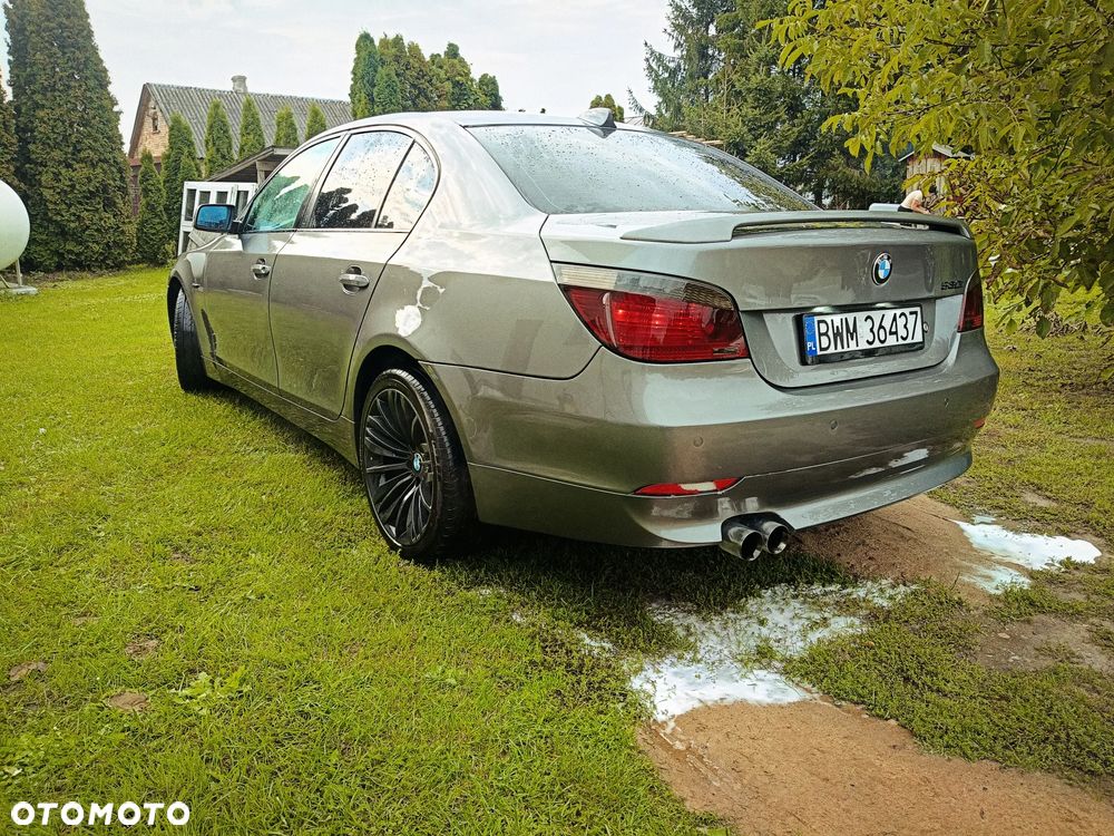 BMW Seria 5 530i - 4