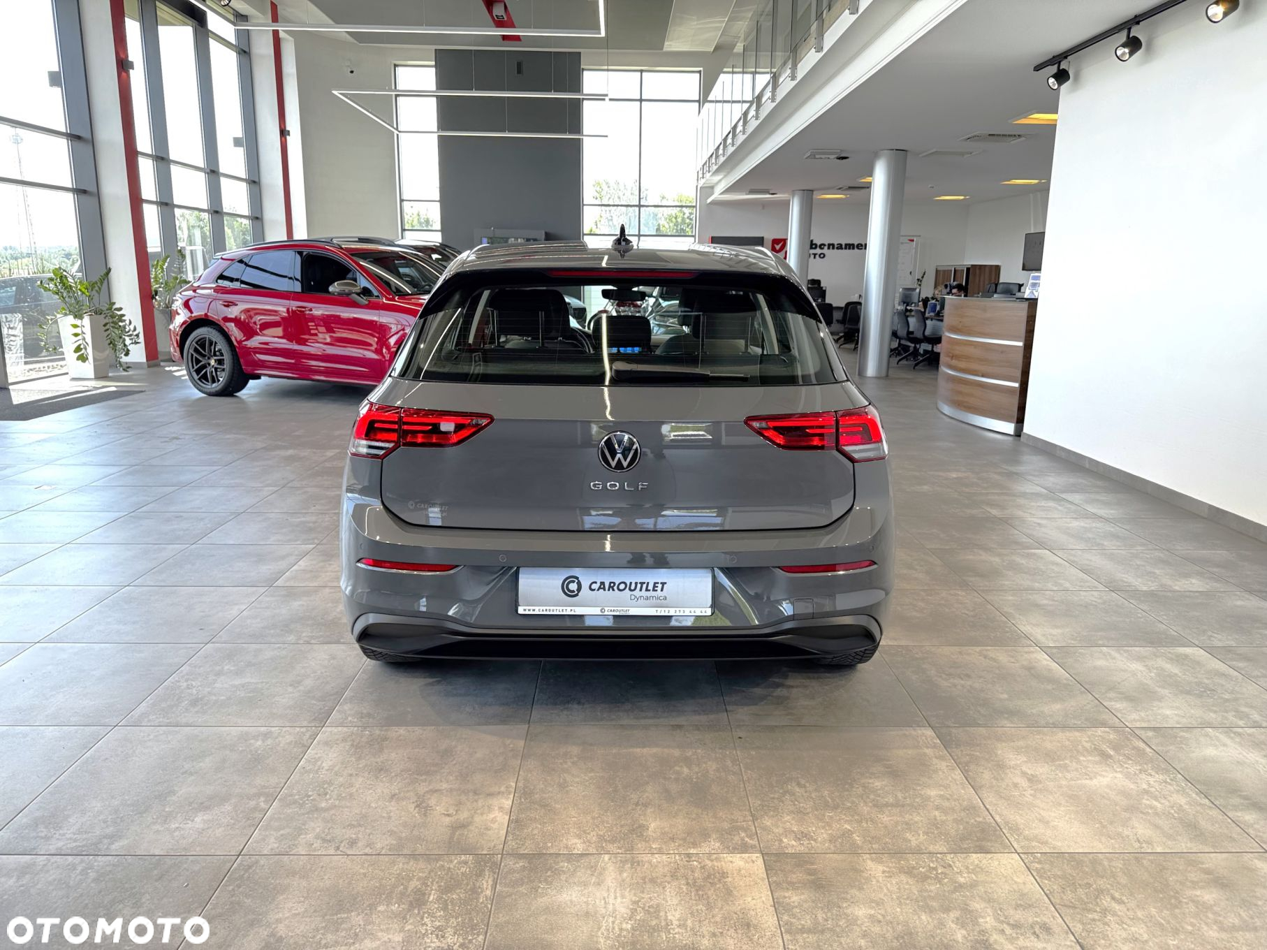 Volkswagen Golf - 8