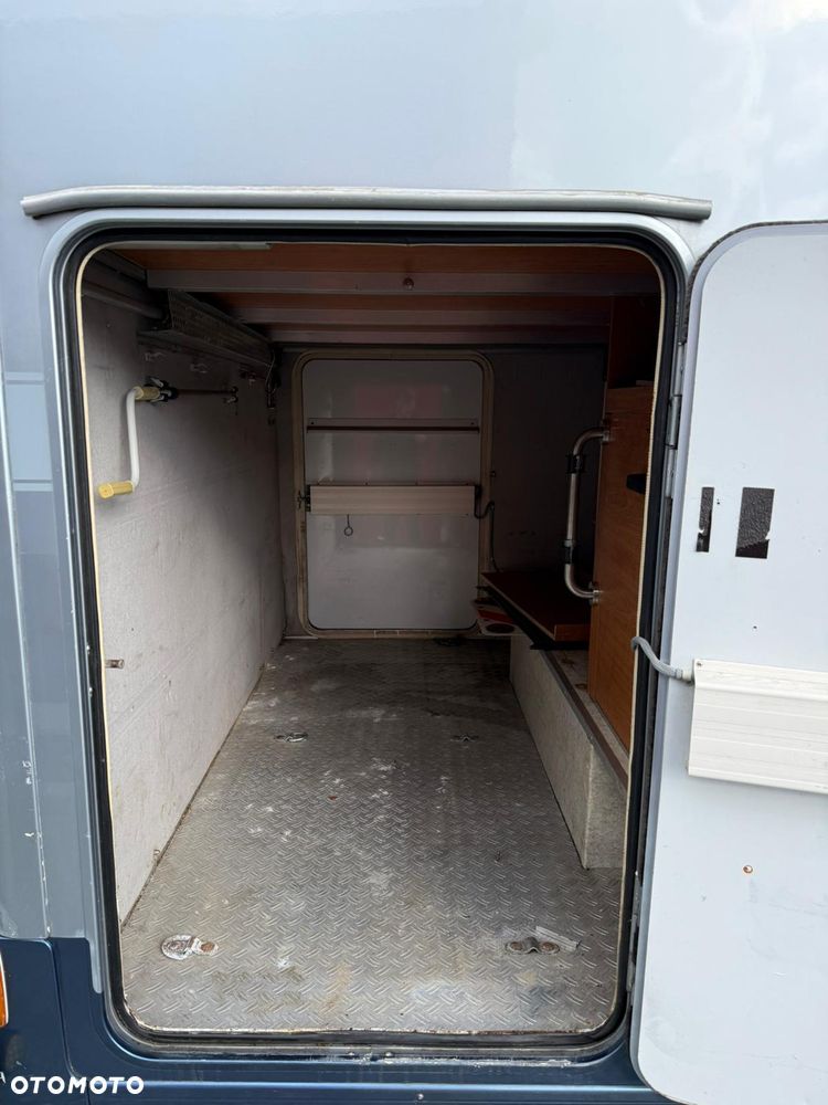 Mercedes-Benz RMB - 39