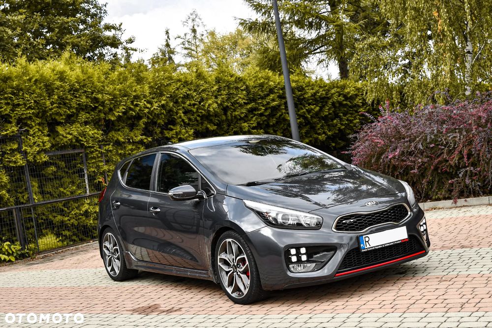 Kia Ceed 1.6 T-GDI GT - 2