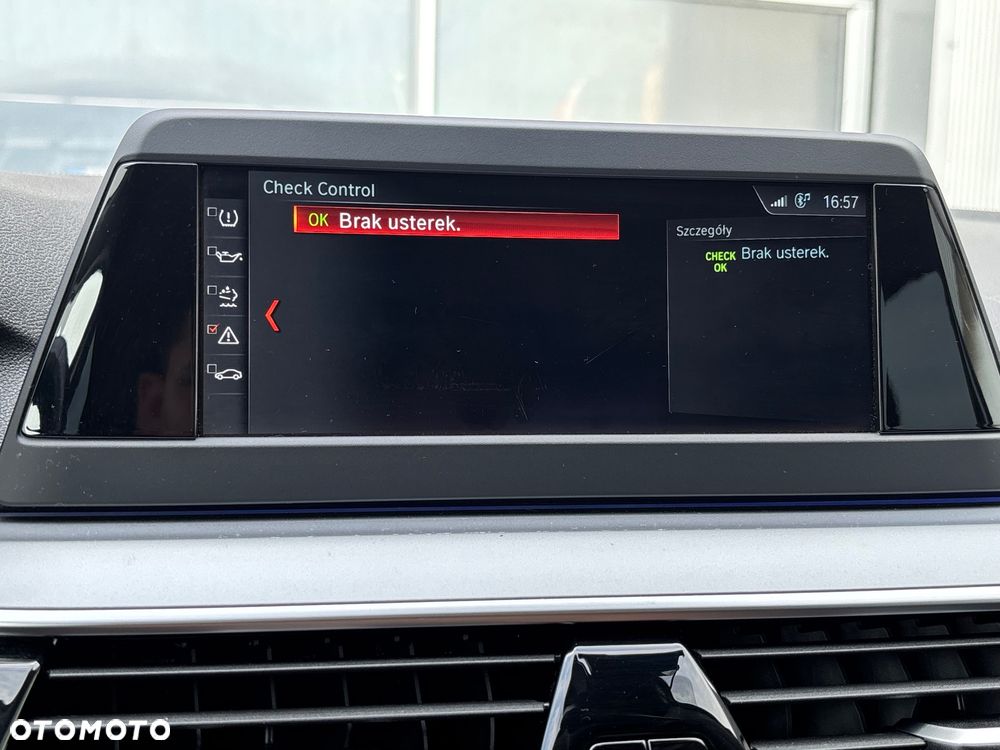 BMW Seria 5 520d - 27
