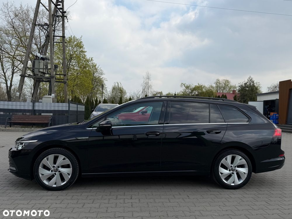 Volkswagen Golf 2.0 TDI SCR DSG R-Line - 11