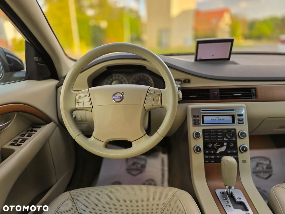 Volvo V70 - 8