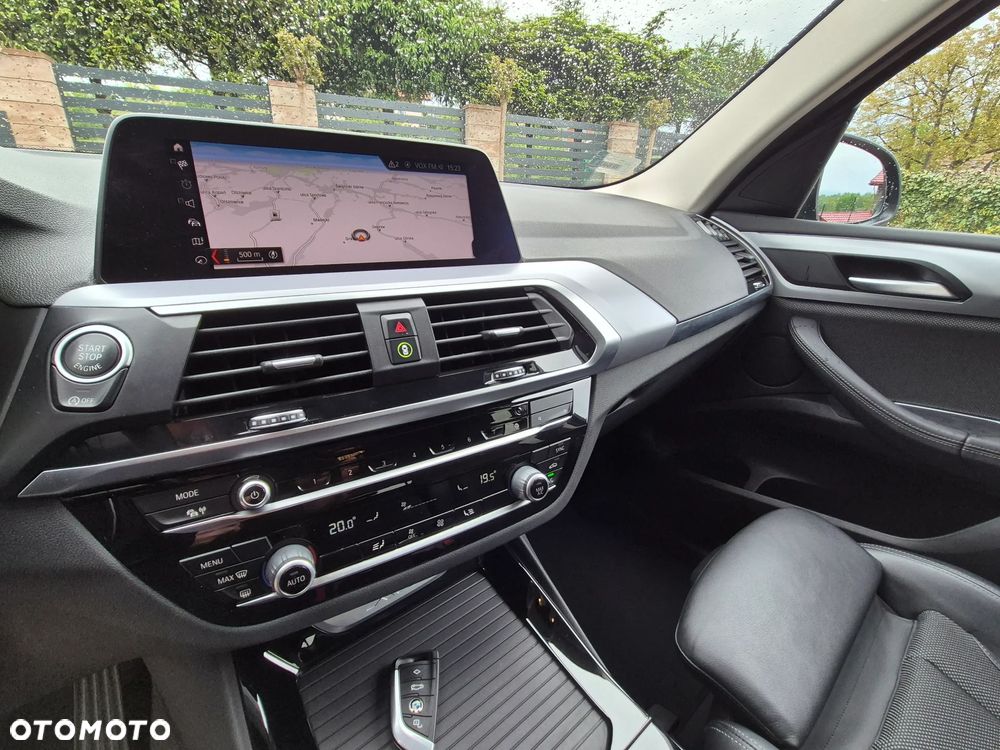 BMW X3 xDrive20i GPF xLine - 25