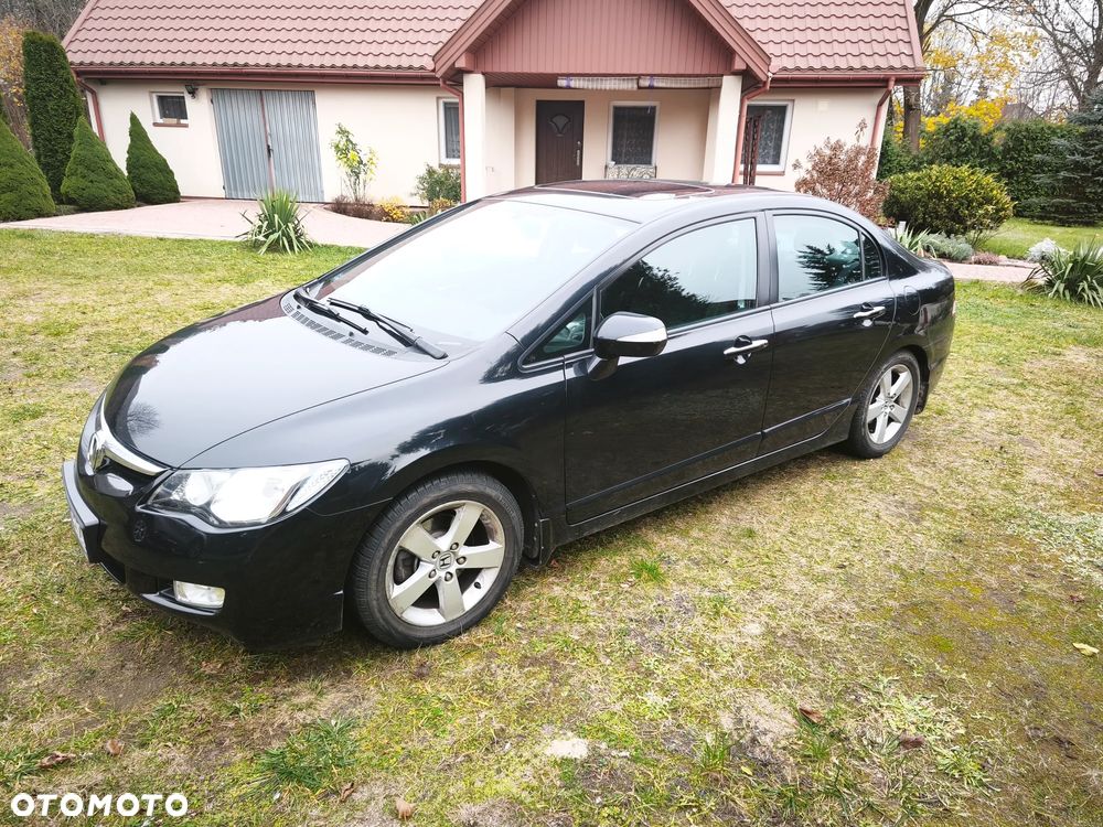 Honda Civic 1.8 Executive - 3