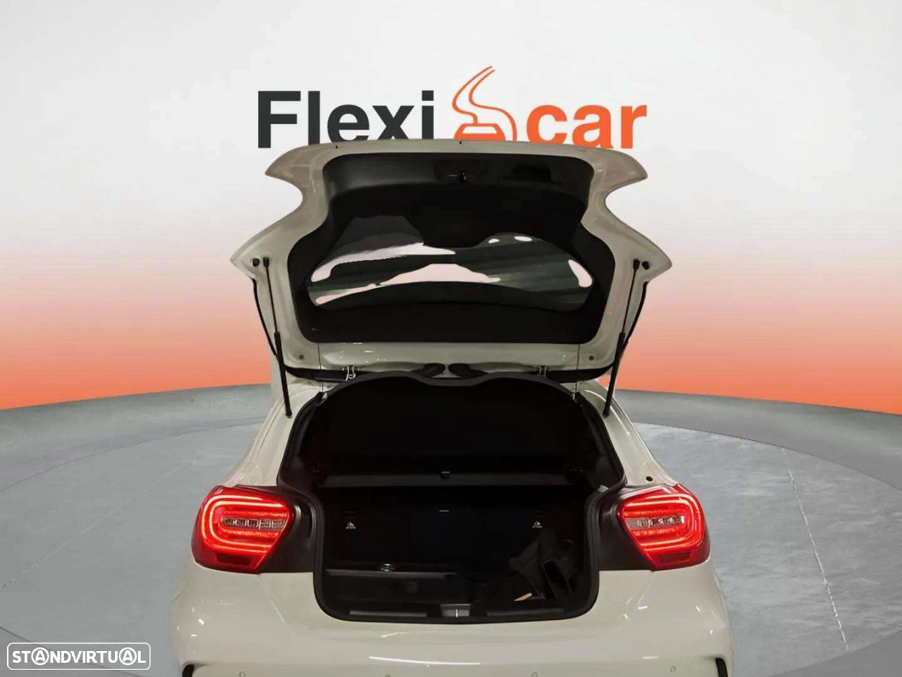 Mercedes-Benz A 180 CDi BE AMG Line - 8
