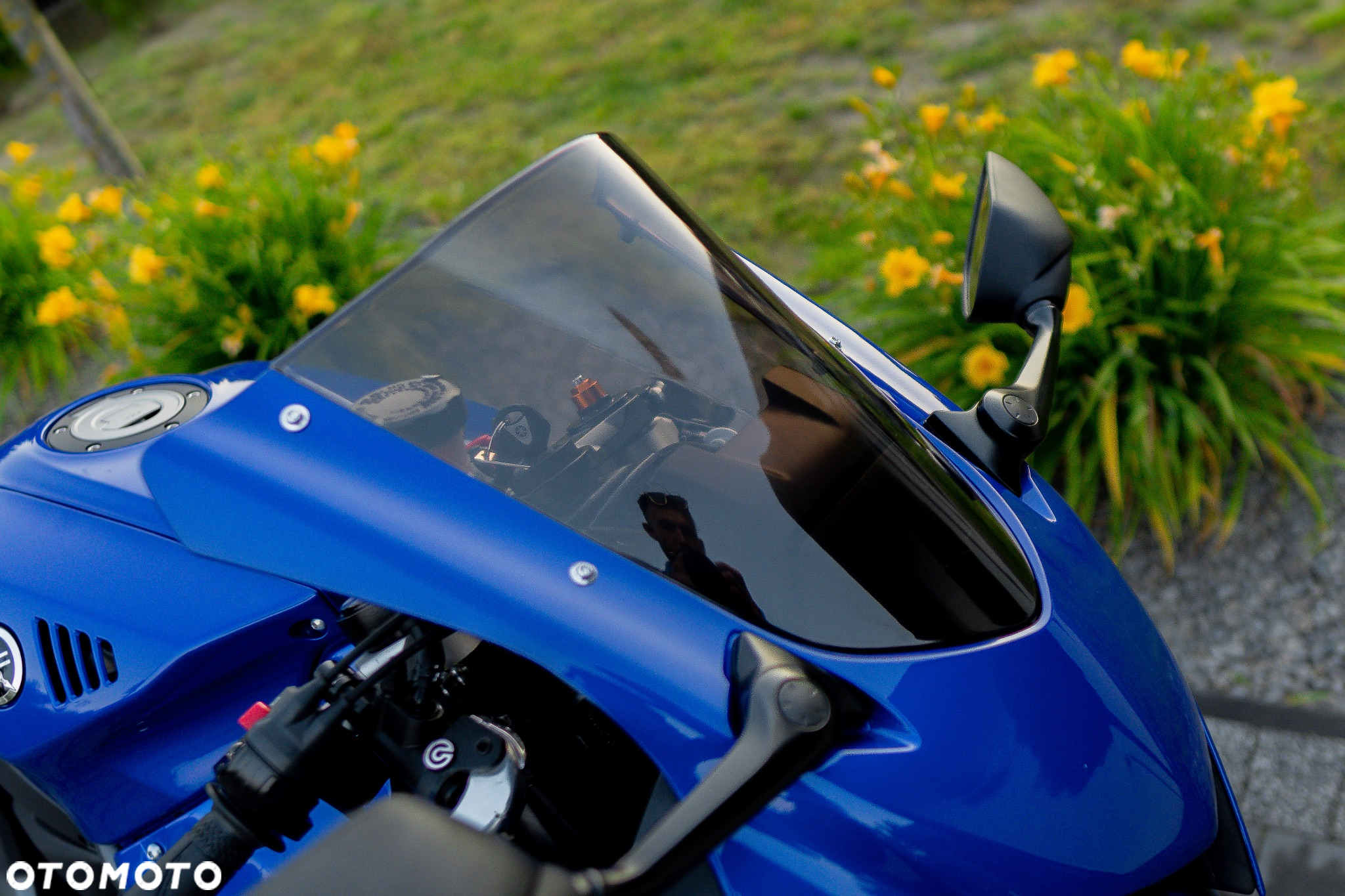 Yamaha R7 - 14