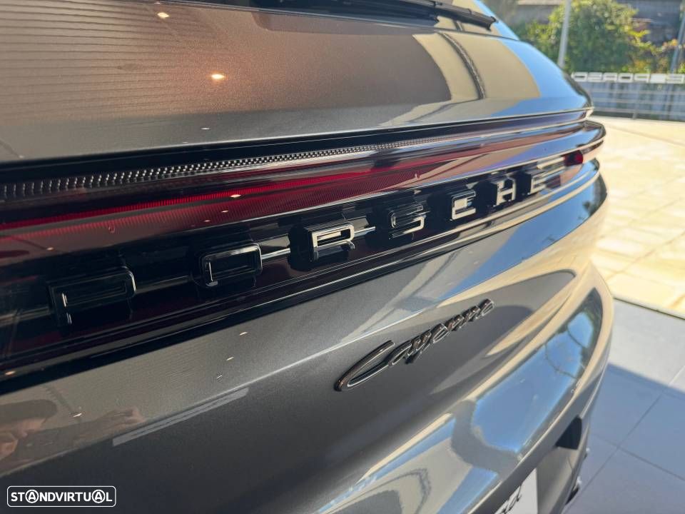 Porsche Cayenne E-Hybrid - 7
