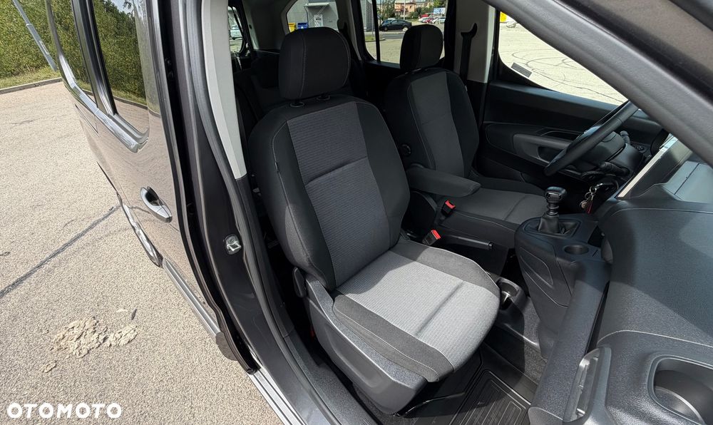 Toyota Proace City Verso Long 1.2 D-4T Business - 26