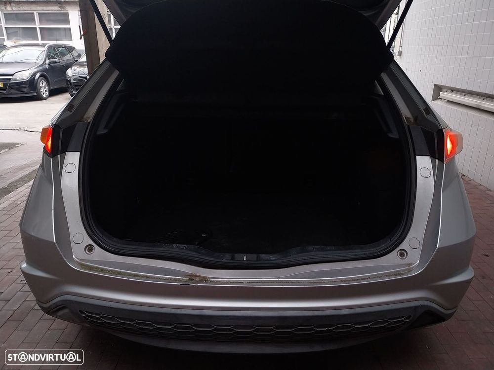 Honda Civic 1.4 Comfort - 9