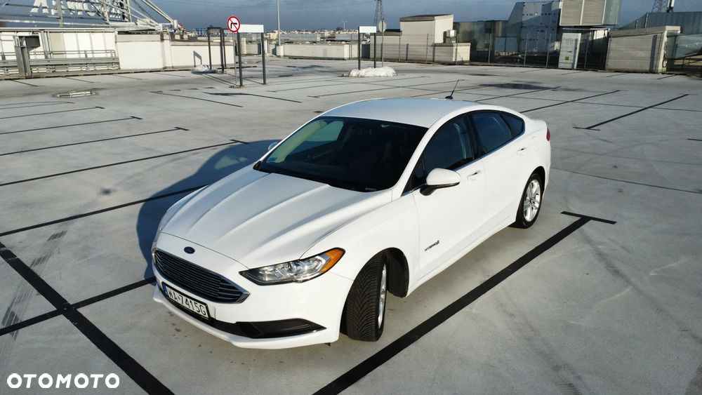 Ford Fusion - 2