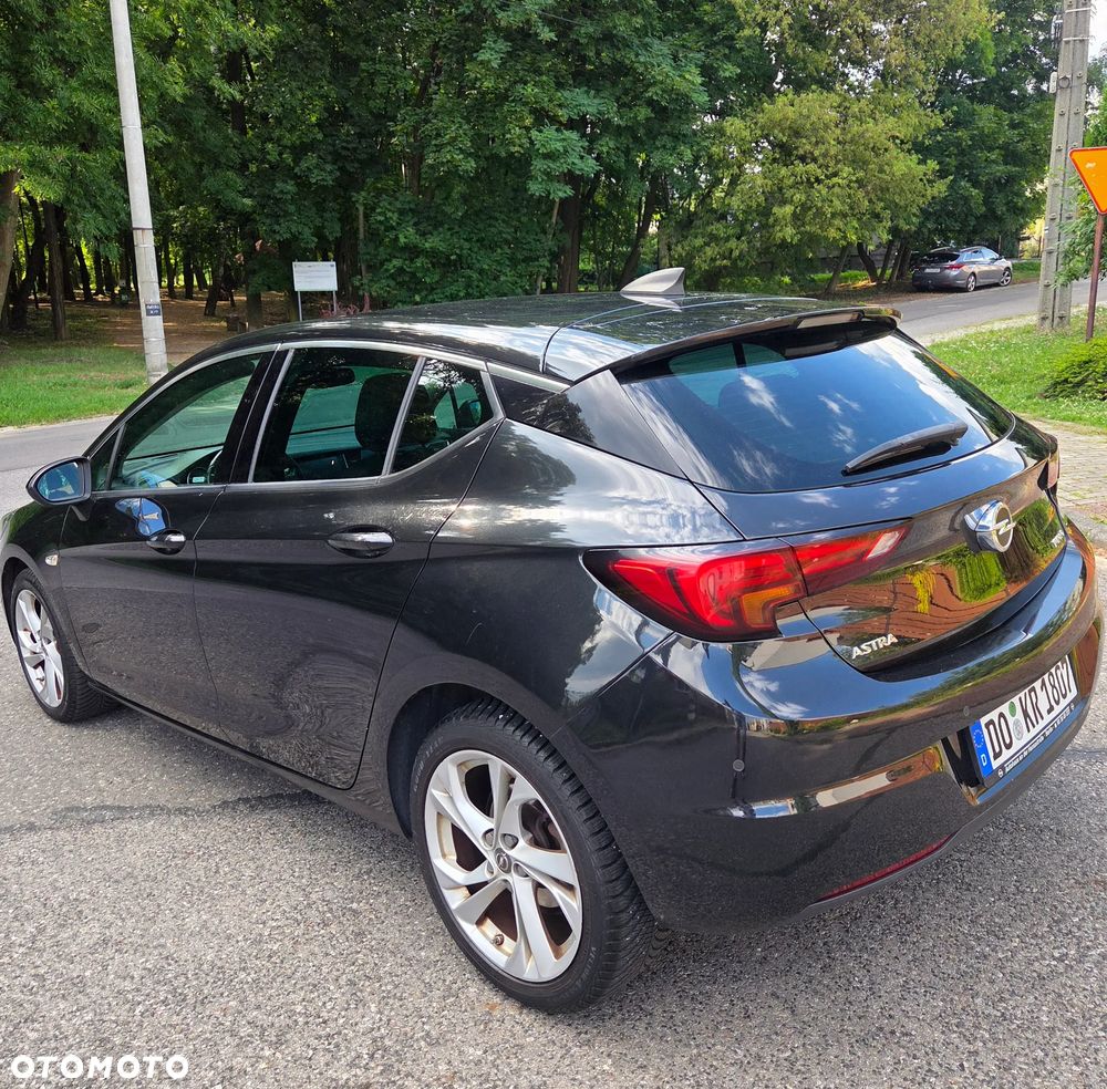 Opel Astra 1.4 Turbo Innovation - 4