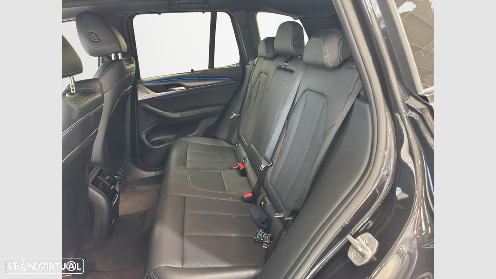 BMW X3 30 e xDrive Pack M Desportivo Pro - 11