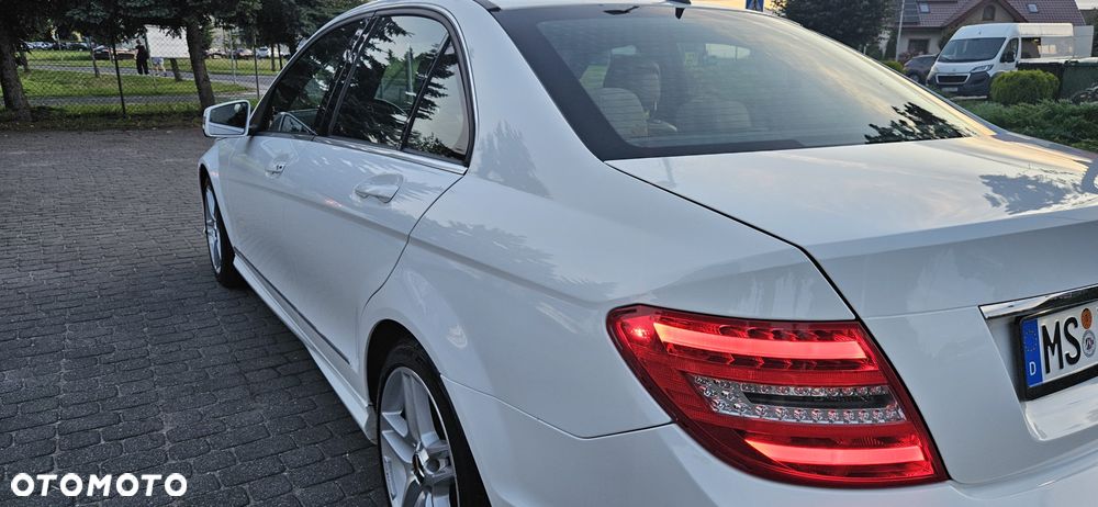 Mercedes-Benz Klasa C - 22