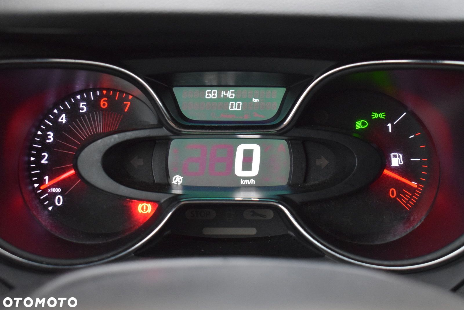 Renault Captur - 21