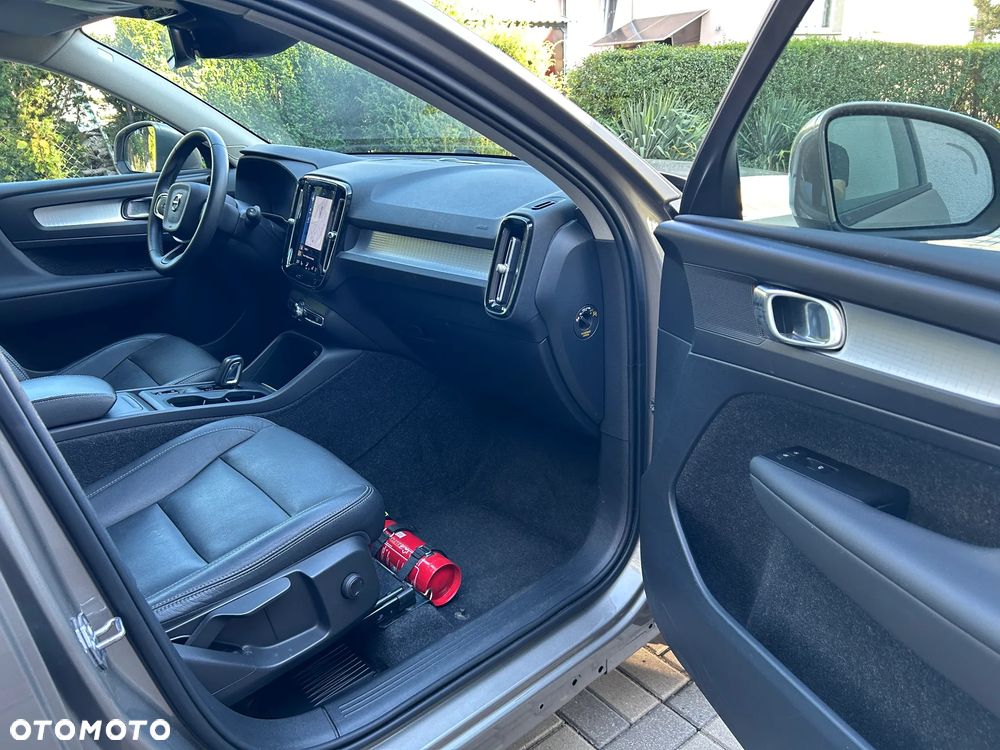 Volvo XC 40 B4 B Geartronic Momentum - 17