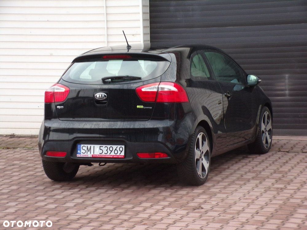 Kia Rio - 7