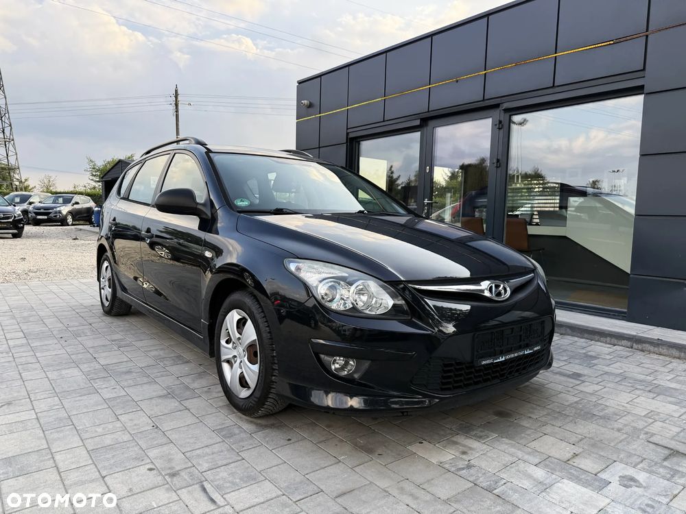 Hyundai i30 1.4 Base - 11