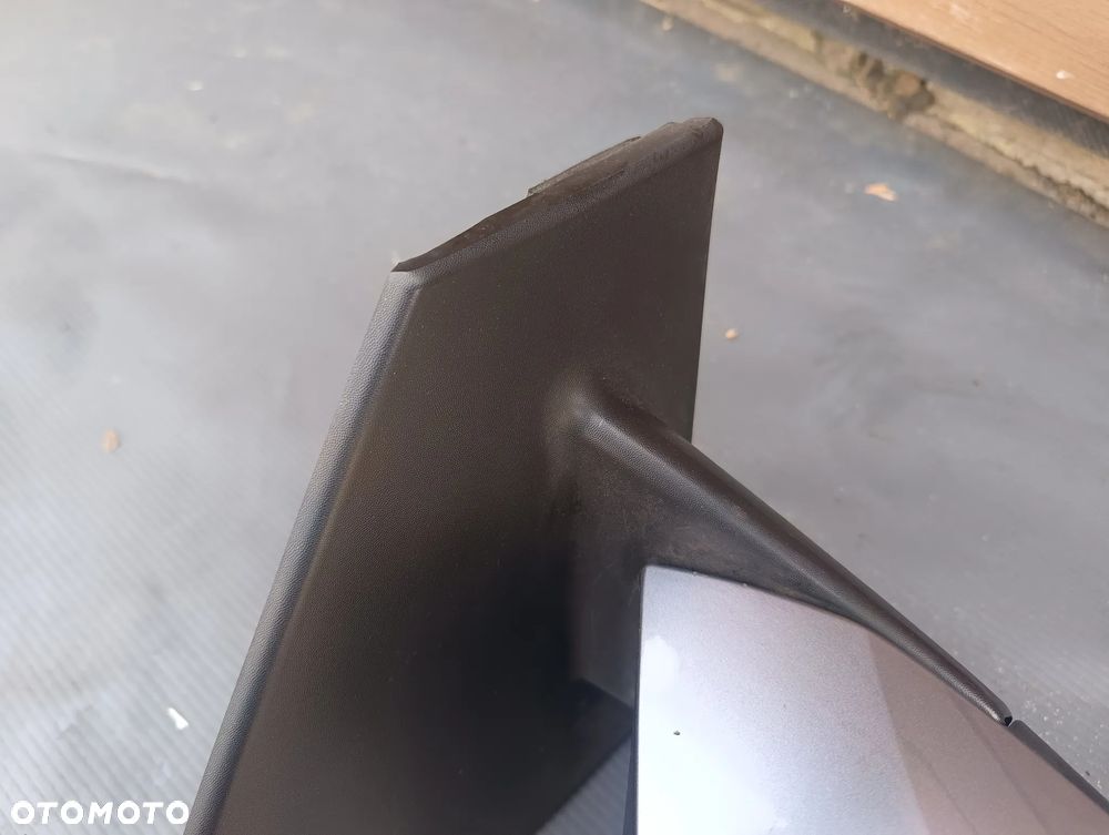 Lusterko zewnętrzne prawy przód  8 pinów Renault fluence ternr - 8