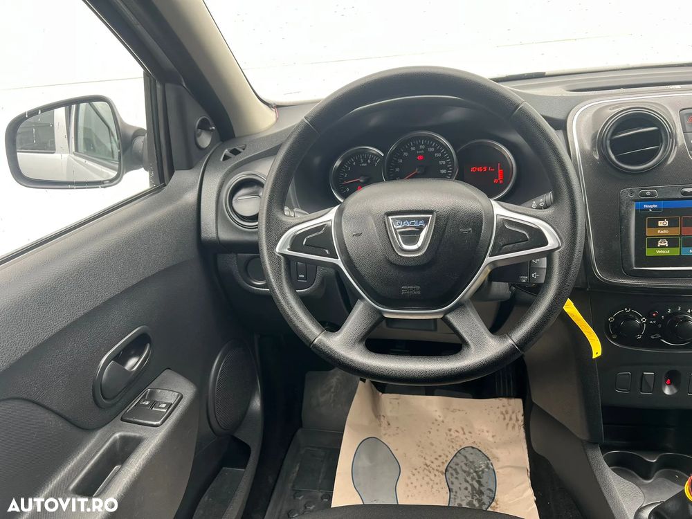 Dacia Logan 0.9 TCe Laureate - 12