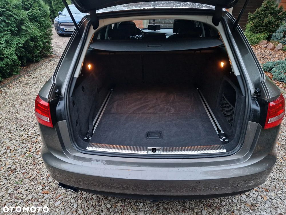 Audi A6 Avant - 25