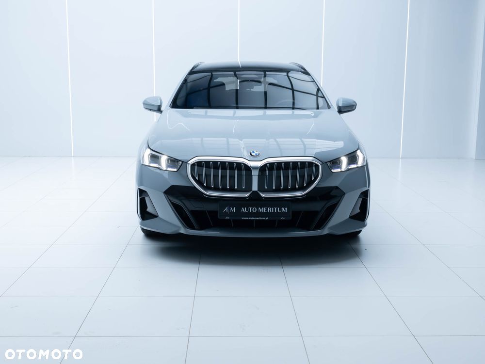 BMW Seria 5 520d xDrive - 3