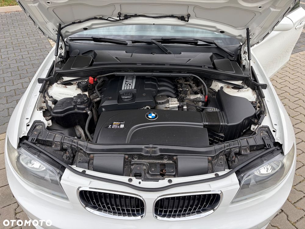 BMW Seria 1 118i - 13