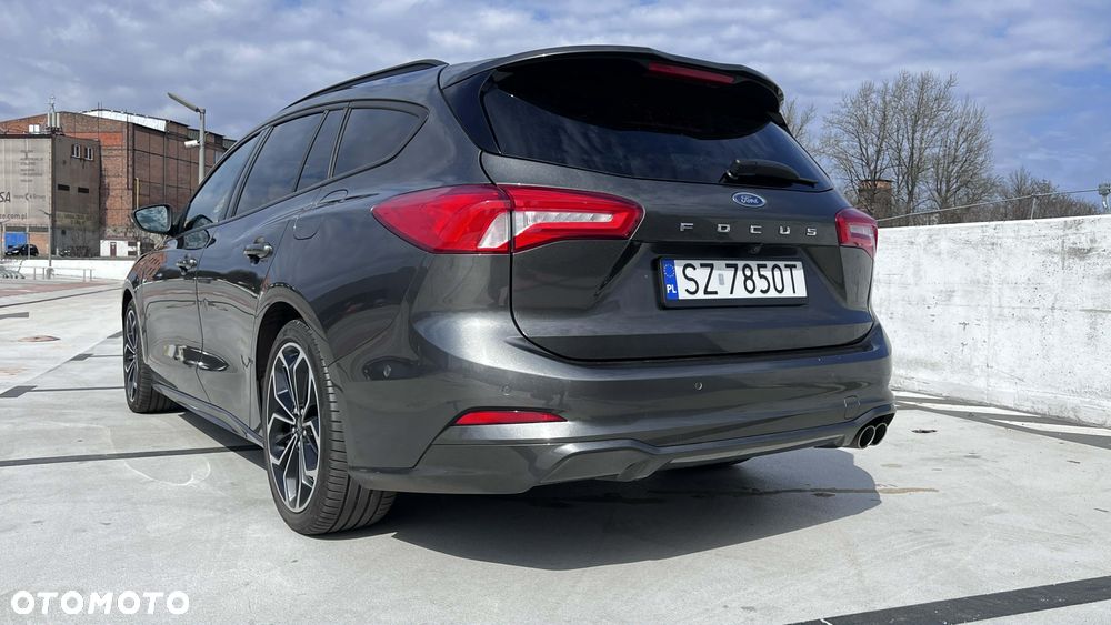 Ford Focus 2.0 EcoBlue STart-Stopp-System ST-LINE X - 8