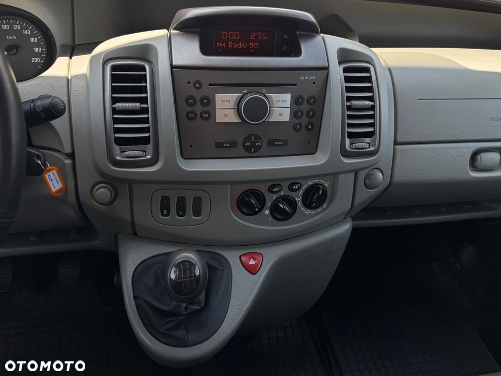 Opel Vivaro - 15