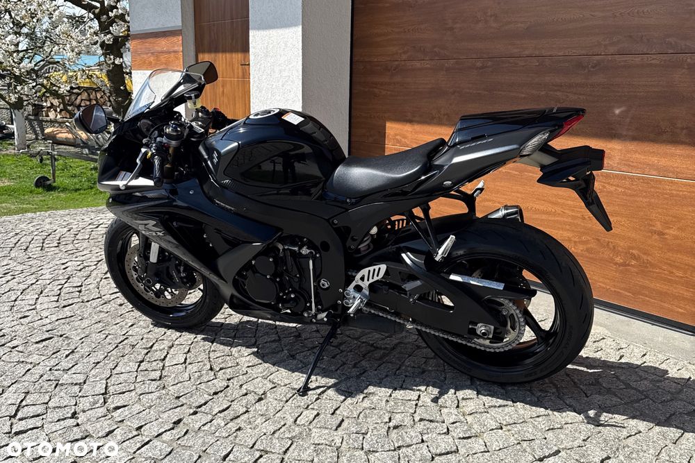 Suzuki GSX-R - 18