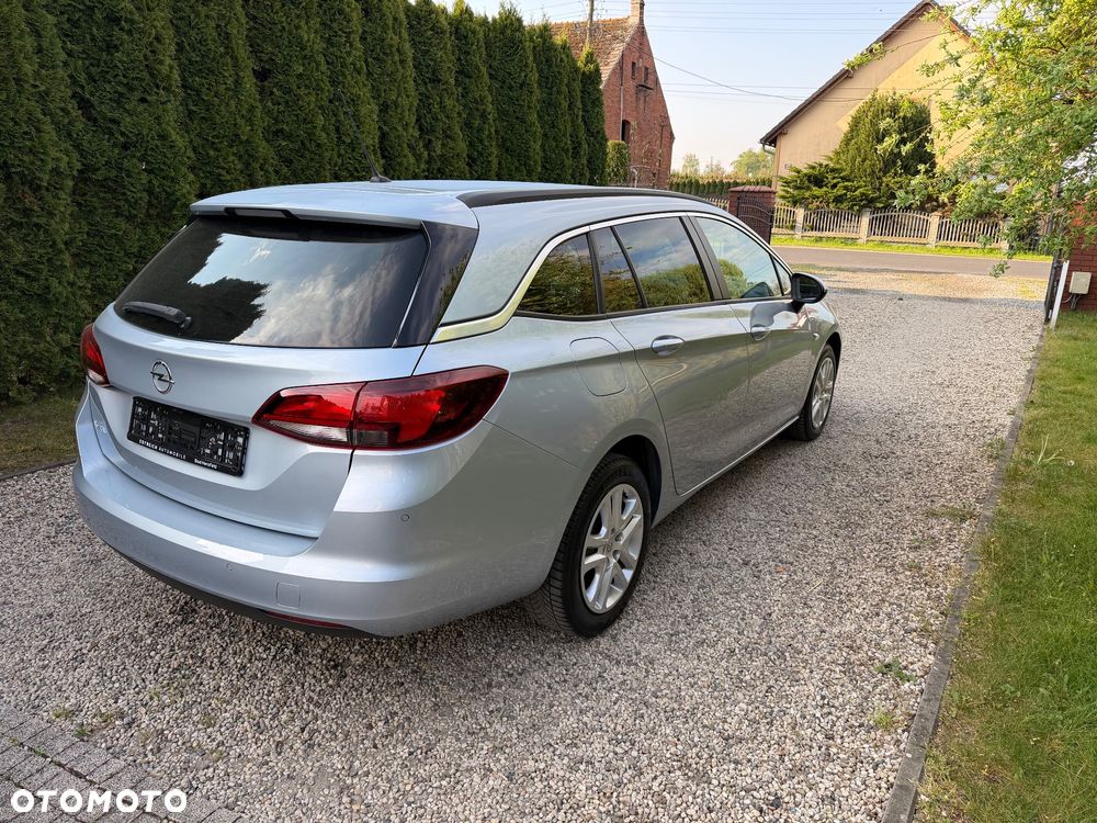 Opel Astra - 3