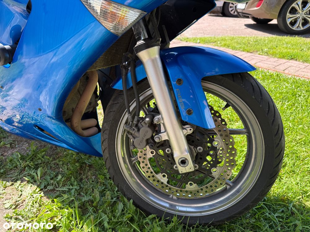 Kawasaki ER - 4