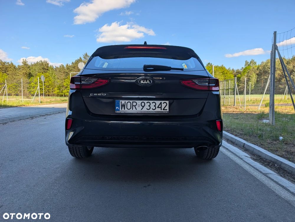 Kia Ceed 1.4 L Business Line - 11