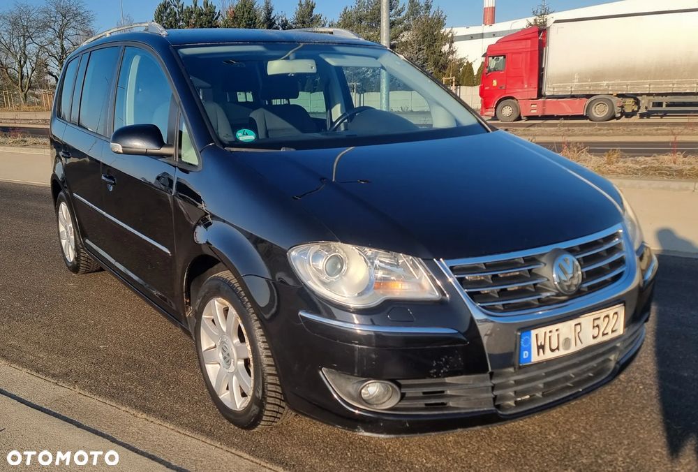 Volkswagen Touran - 3