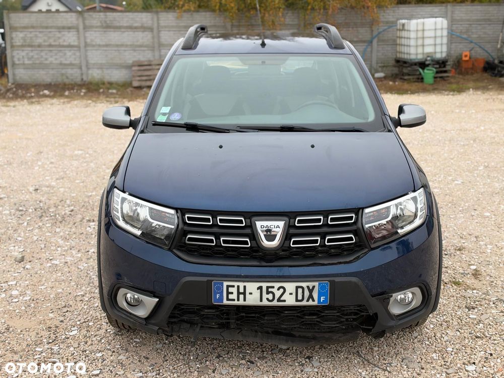 Dacia Sandero 2016 photo 2