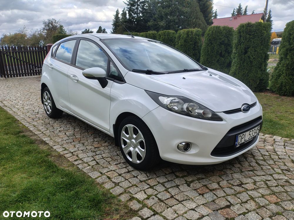Ford Fiesta 2012 photo 4