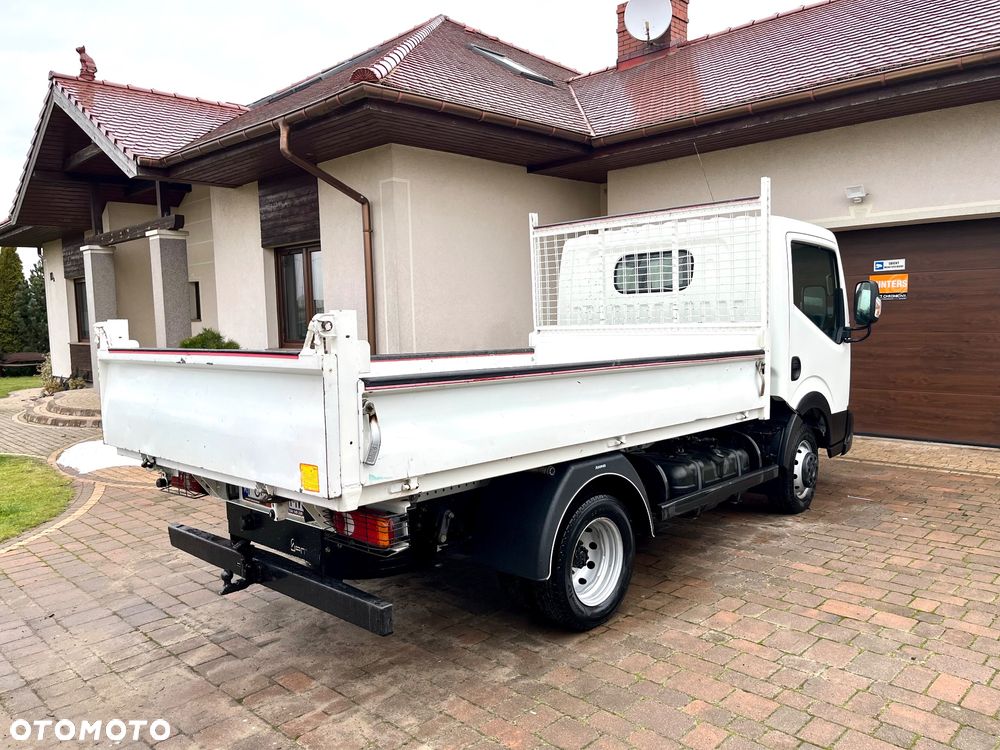 Nissan Cabstar NT400 - 3