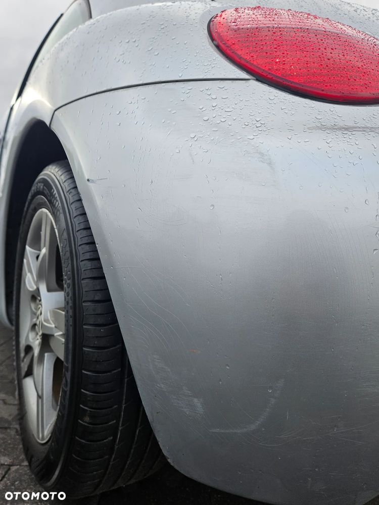 Volkswagen New Beetle 2002 photo 5